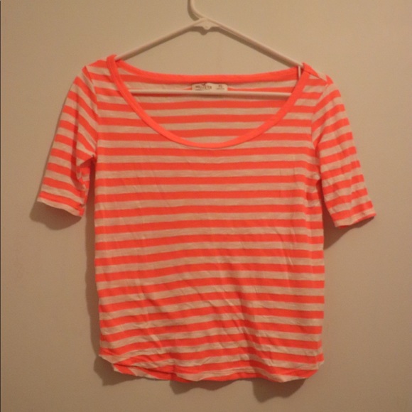 Hollister Tops - Hollister T-shirt